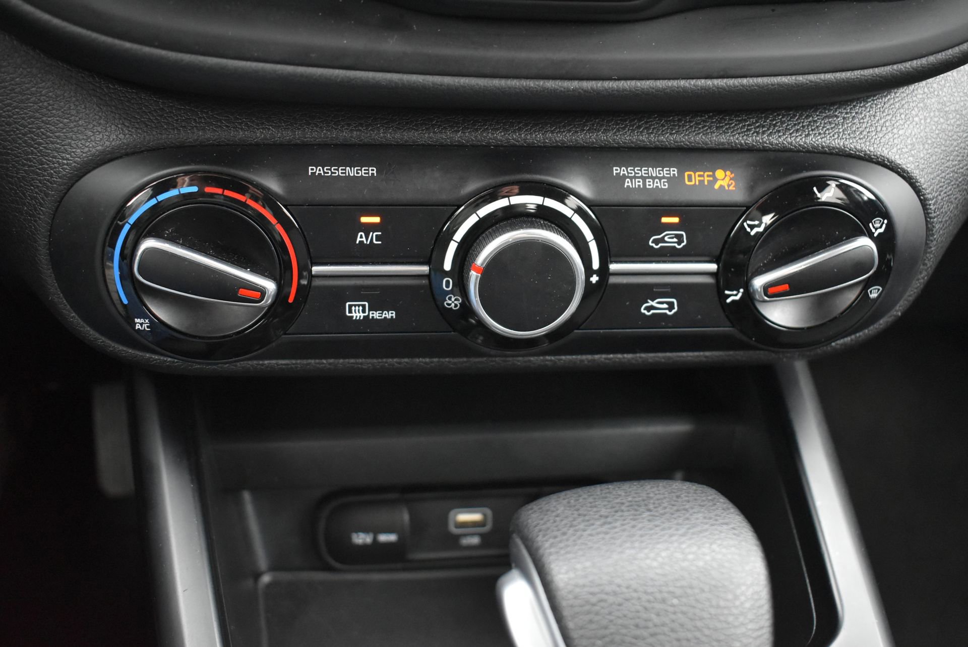 Used 2024 Kia Soul LX w/ Option Group 015 image 29