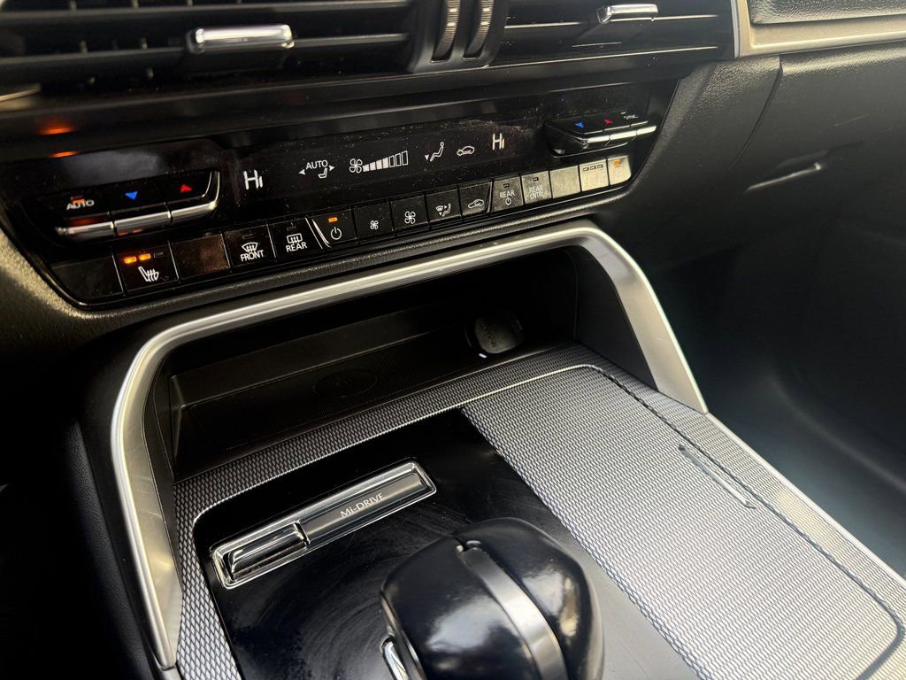 Used 2024 MAZDA CX-90 3.3 Turbo w/ Preferred Plus image 27