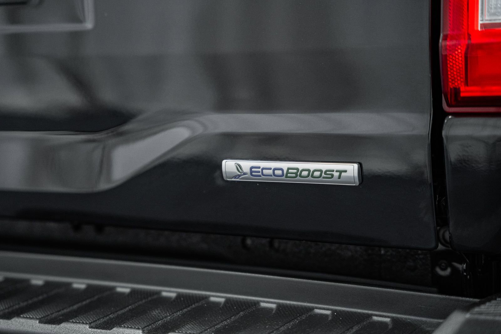 Certified 2023 Ford F150 Lariat w/ Equipment Group 502A High image 9