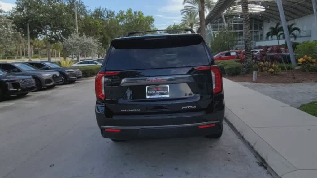 Used 2023 GMC Yukon XL AT4 w/ AT4 Premium Package AWD/4WD image 7