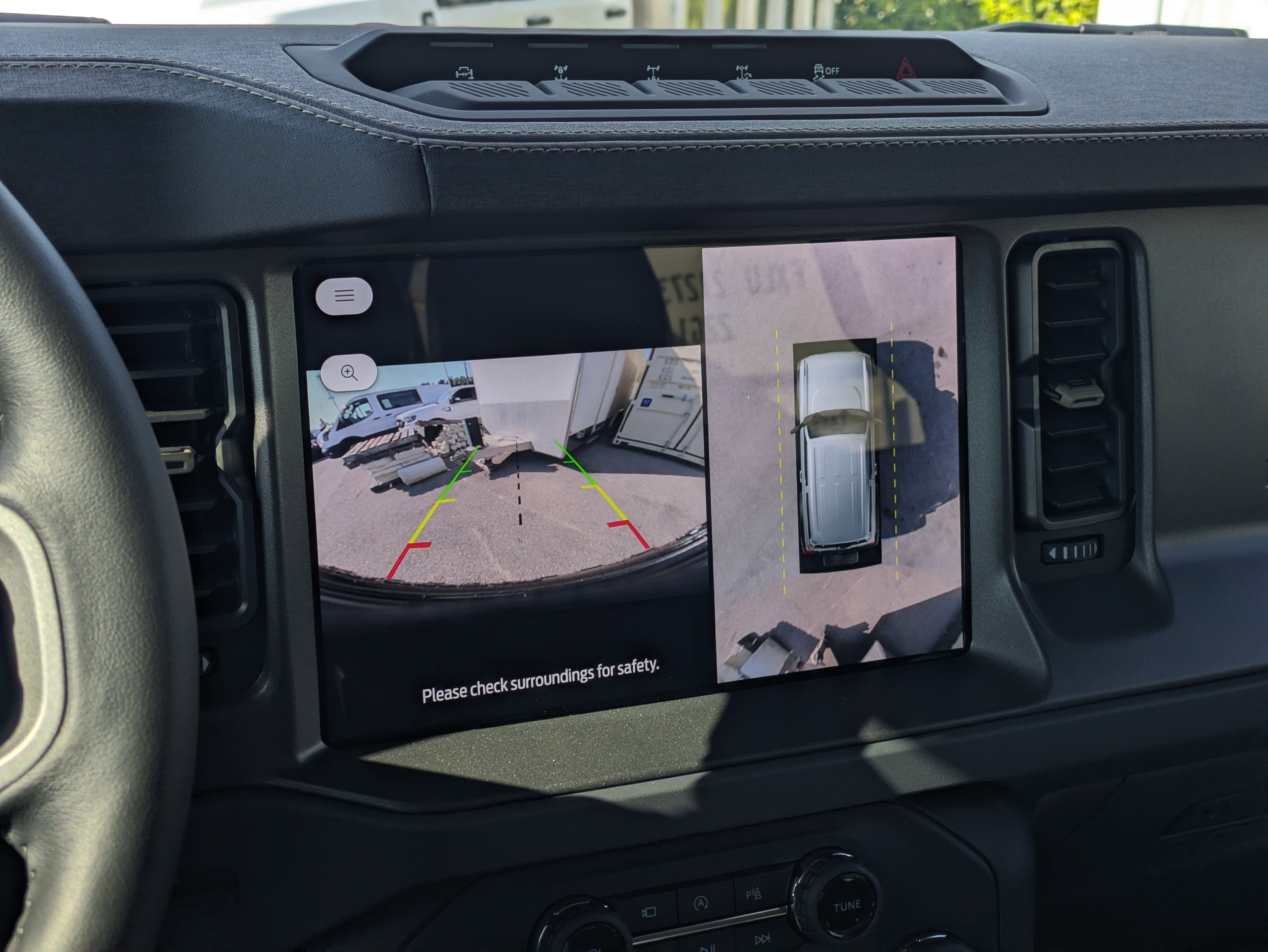 New 2025 Ford Bronco Badlands image 47