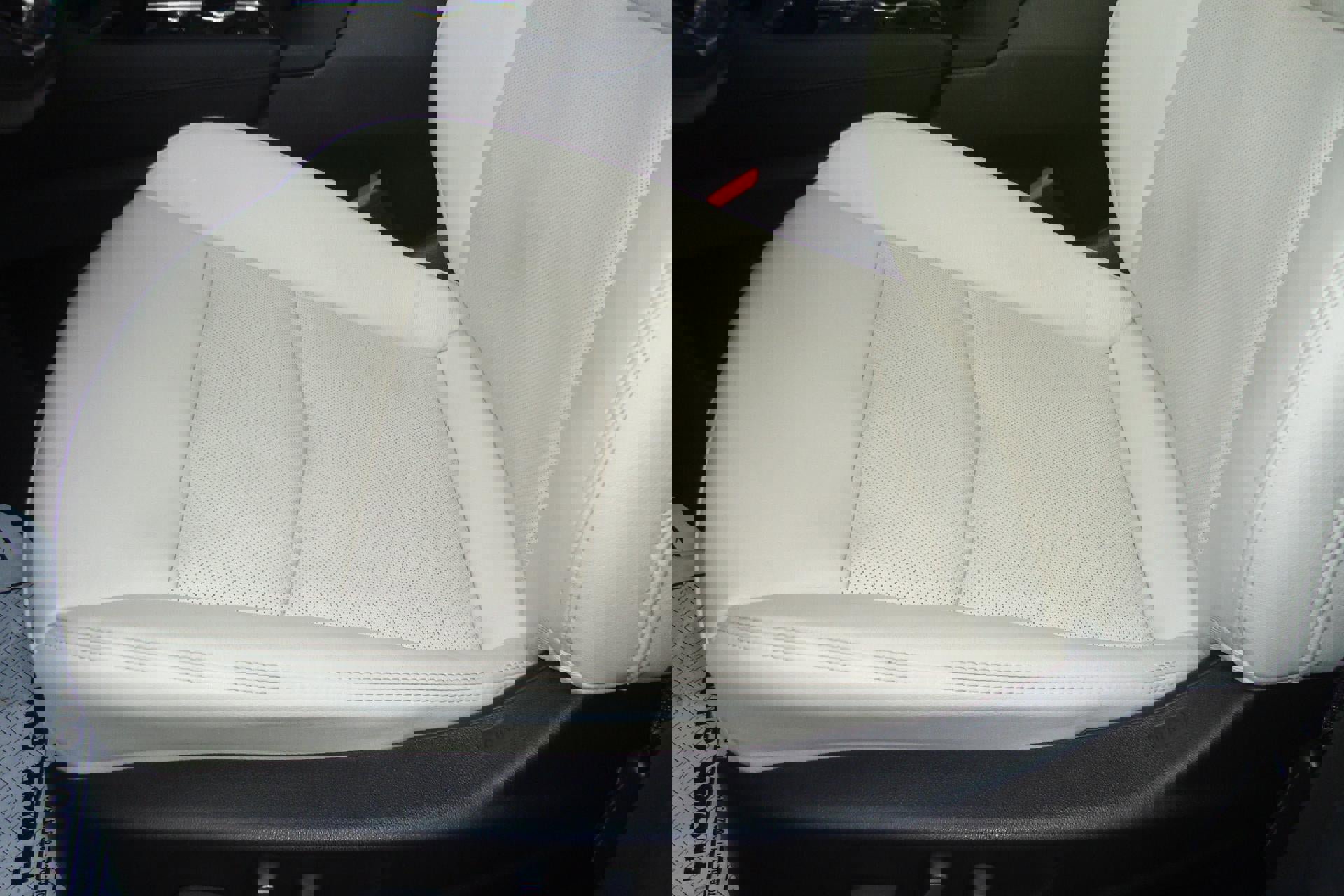 Used 2023 Cadillac XT6 Sport image 9