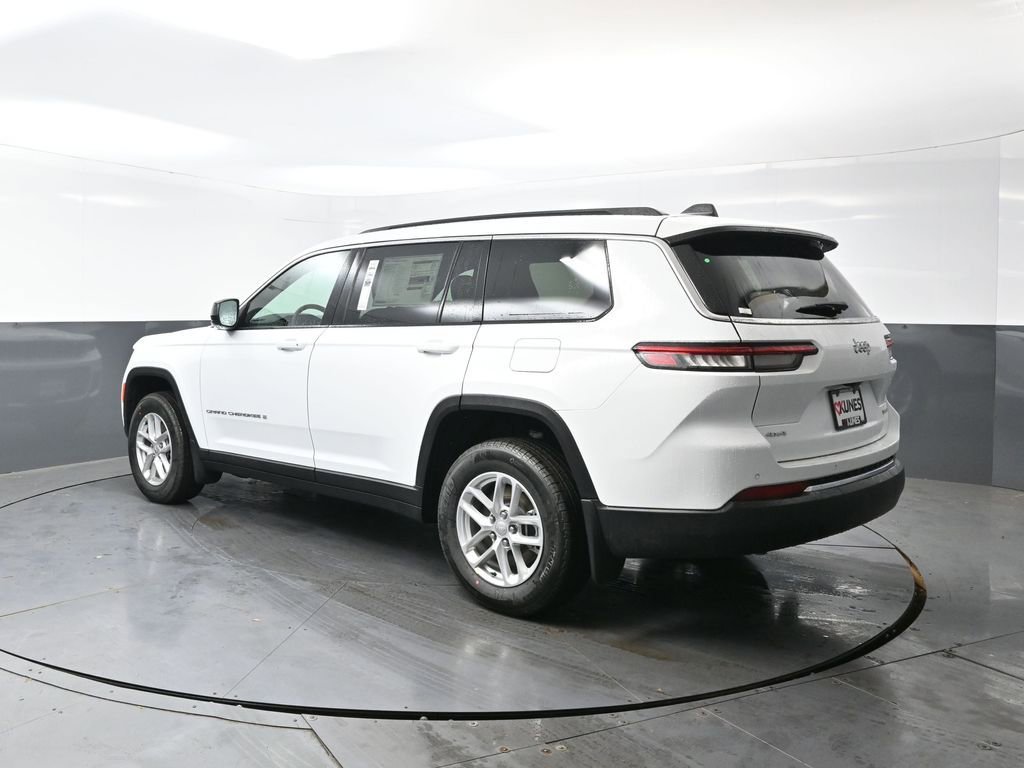 New 2026 Jeep Grand Cherokee L Laredo w/ Trailer Tow Package image 7