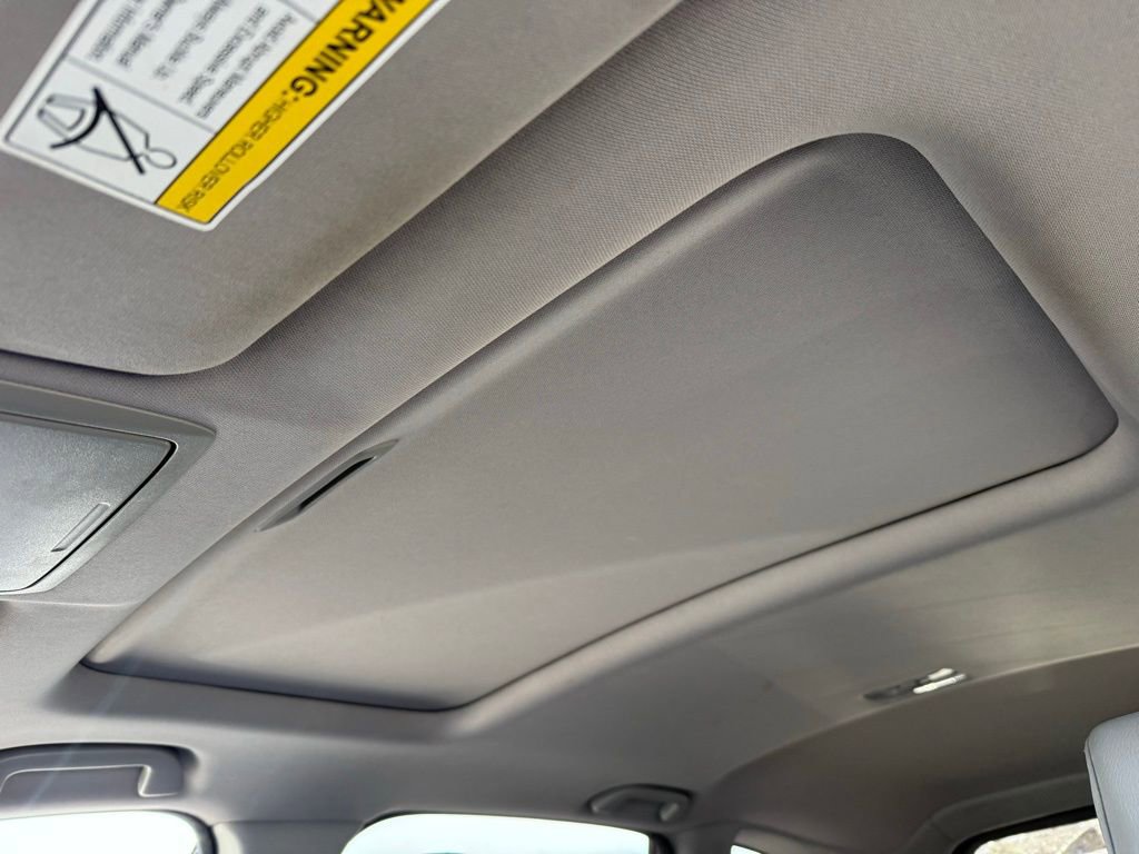 Used 2017 Honda CR-V Touring image 36