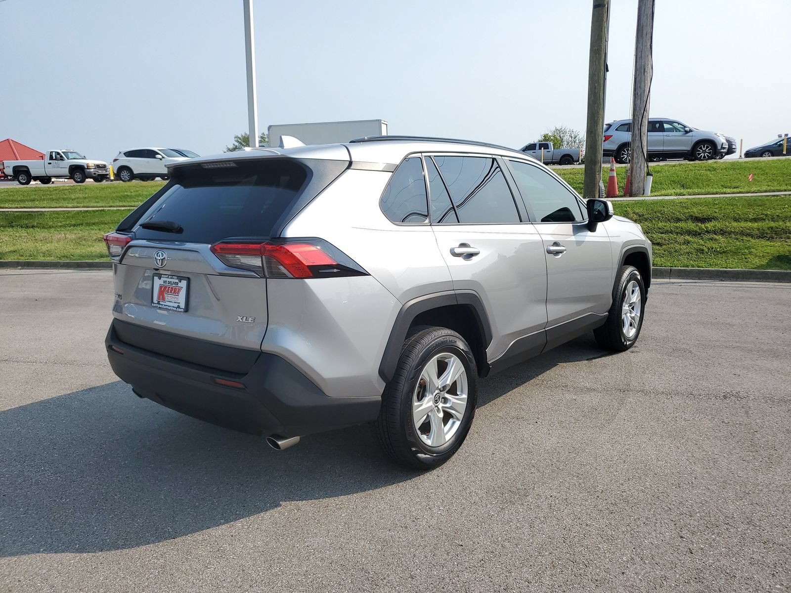 Certified 2021 Toyota RAV4 XLE FWD image 4