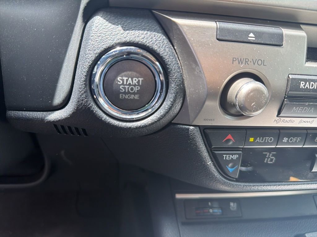 Used 2015 Lexus ES 350 w/ Premium Package image 24