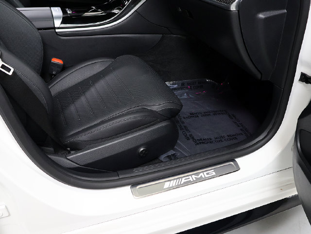Certified 2026 Mercedes-Benz C 43 AMG 4MATIC Sedan image 39