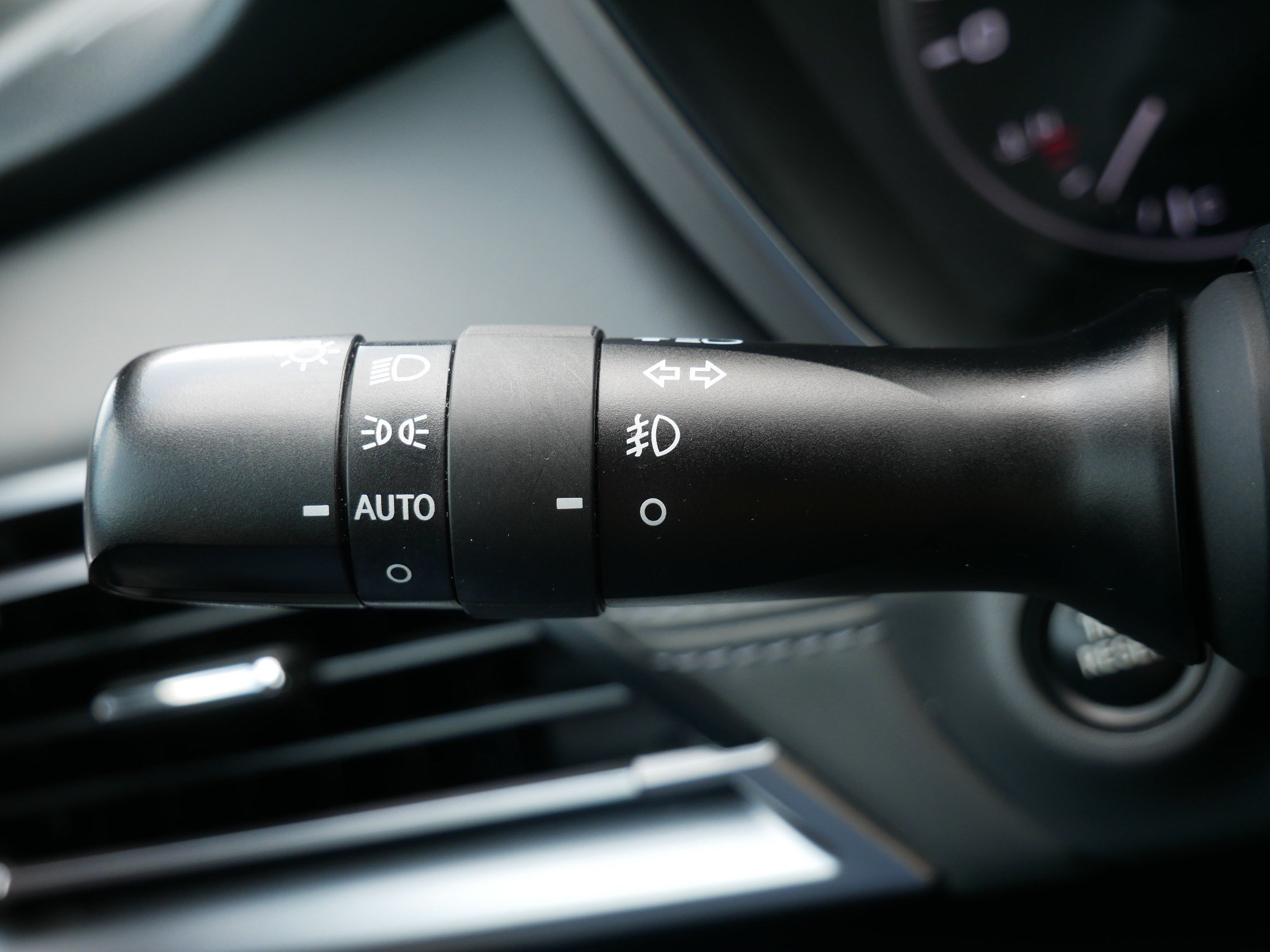 Used 2024 Subaru Outback Onyx Edition AWD/4WD image 29