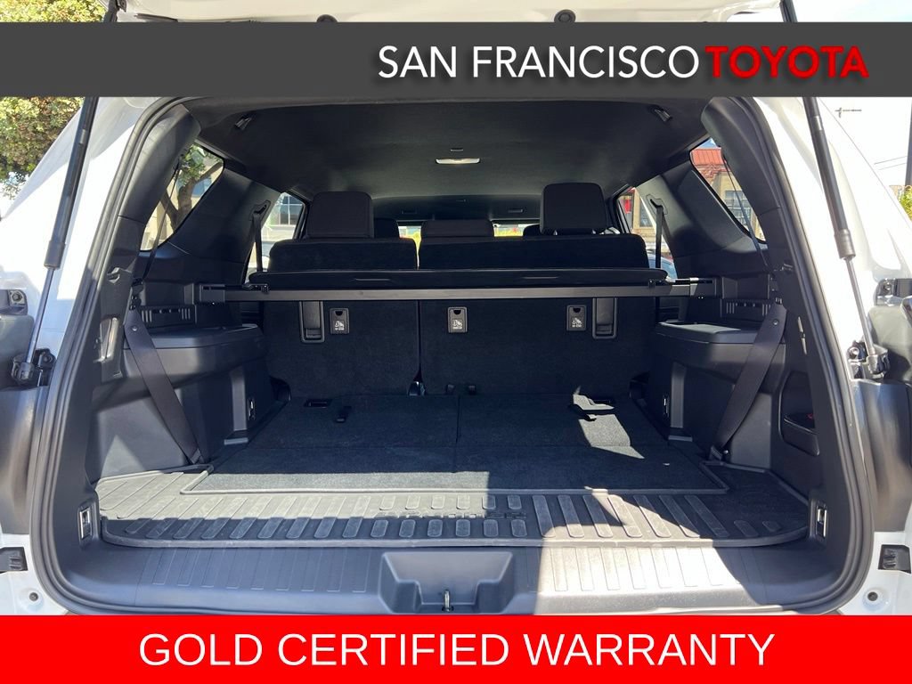 Certified 2026 Toyota 4Runner SR5 AWD/4WD image 38