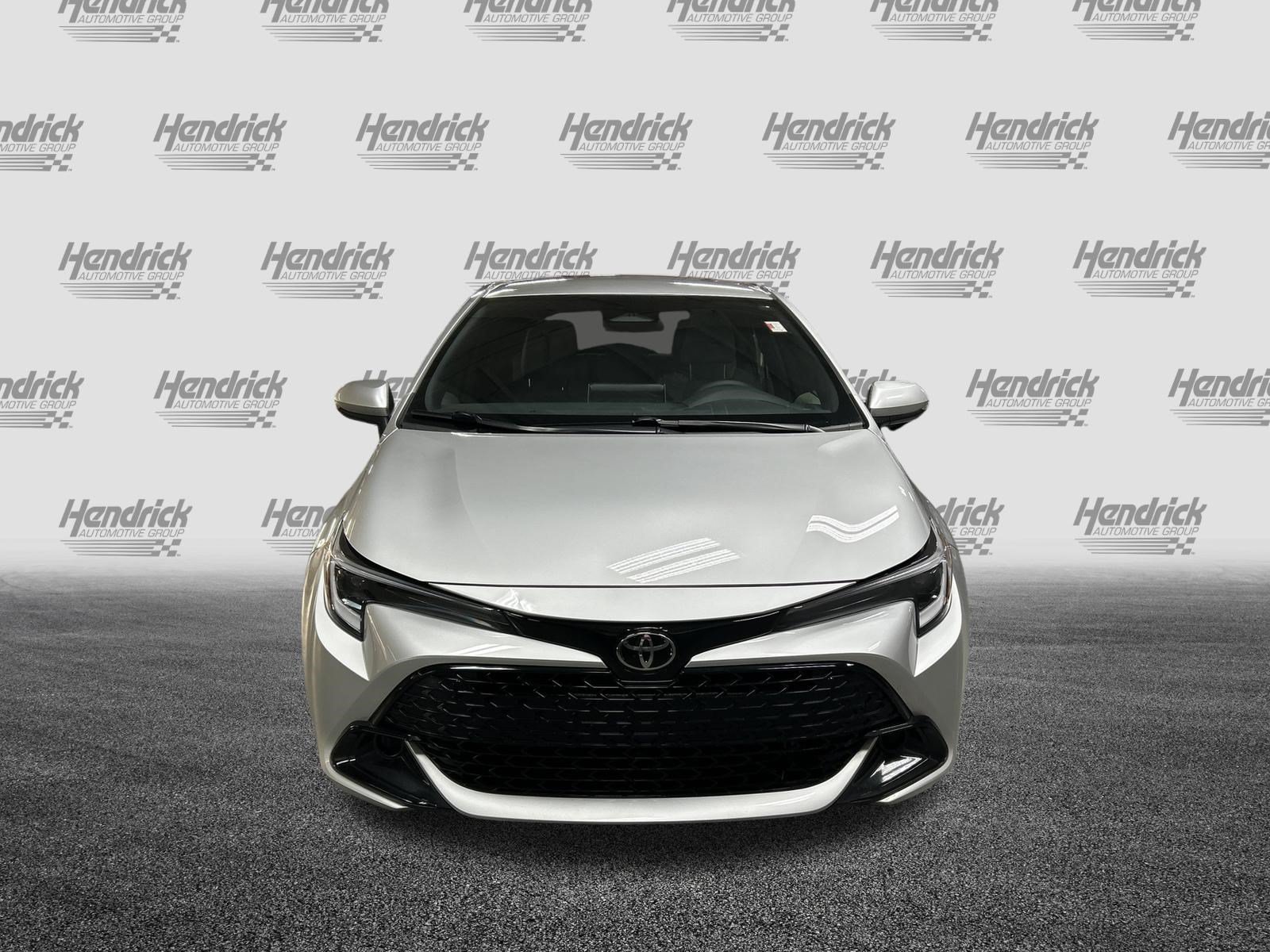 Used 2023 Toyota Corolla SE FWD image 3