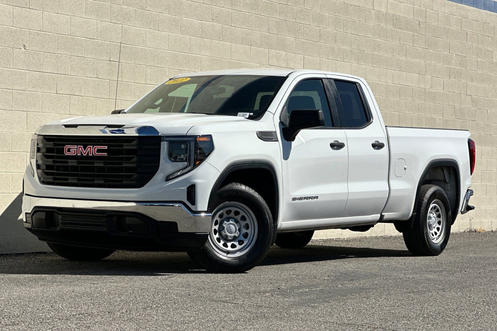 Certified 2022 GMC Sierra 1500 Pro w/ Pro Value Package image 8