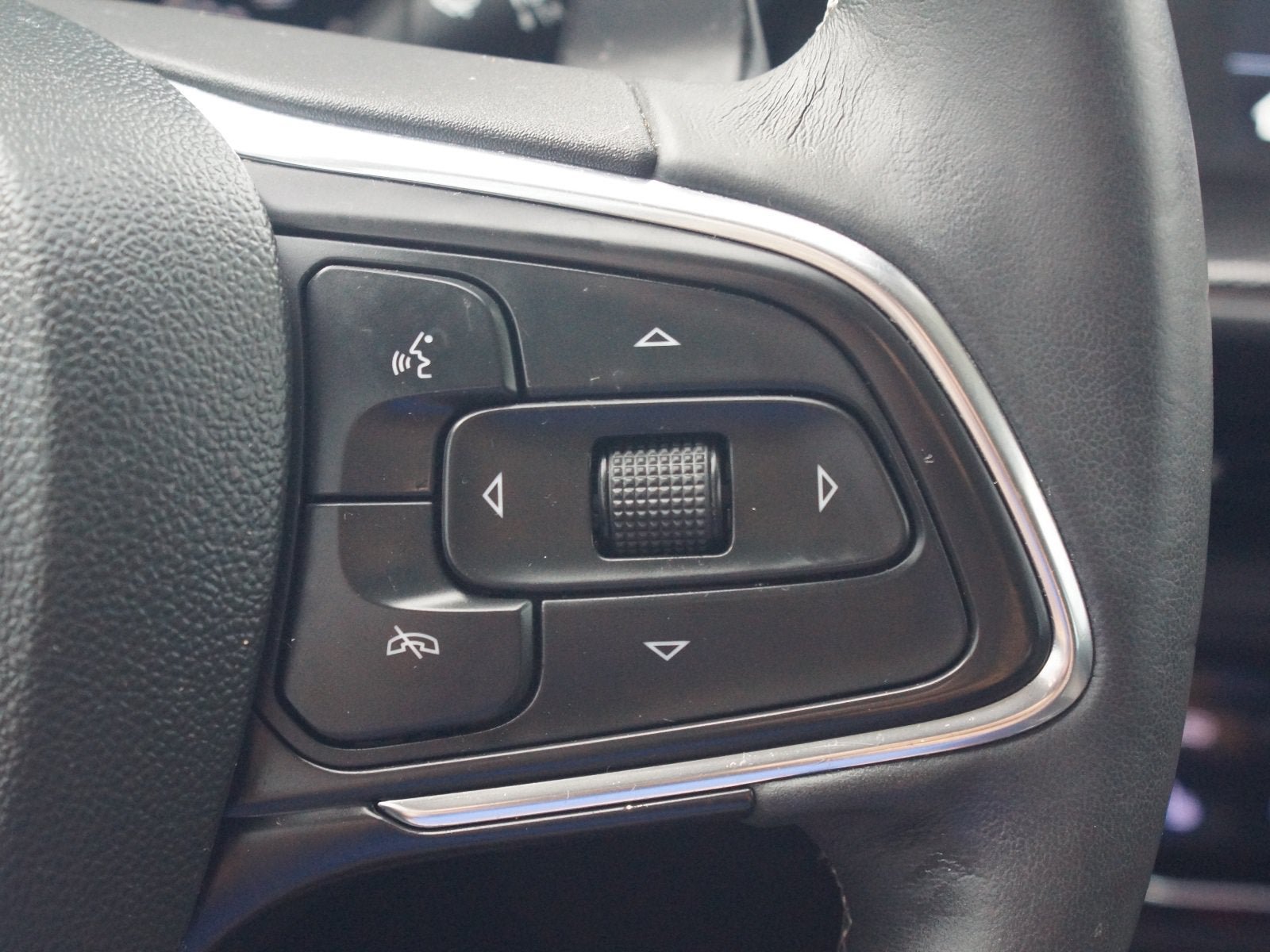 Used 2021 Buick Envision Preferred FWD image 10