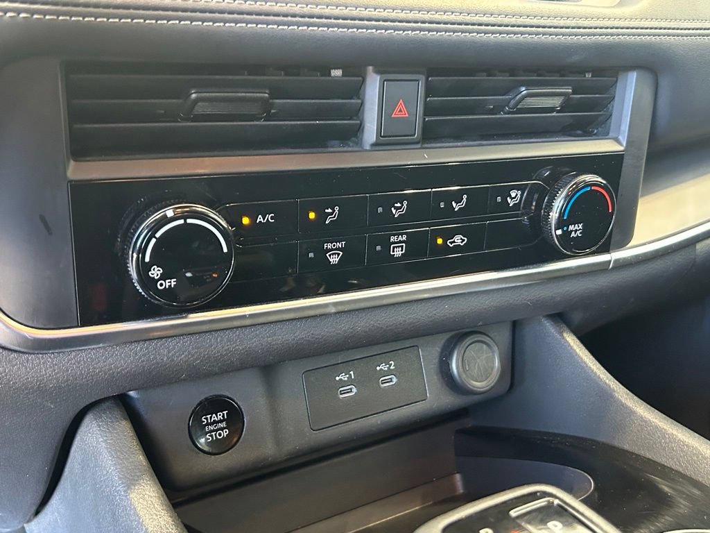Used 2024 Nissan Rogue S AWD/4WD image 36