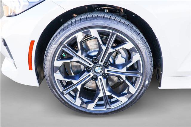 Certified 2025 BMW 330i xDrive Sedan w/ Convenience Package image 9
