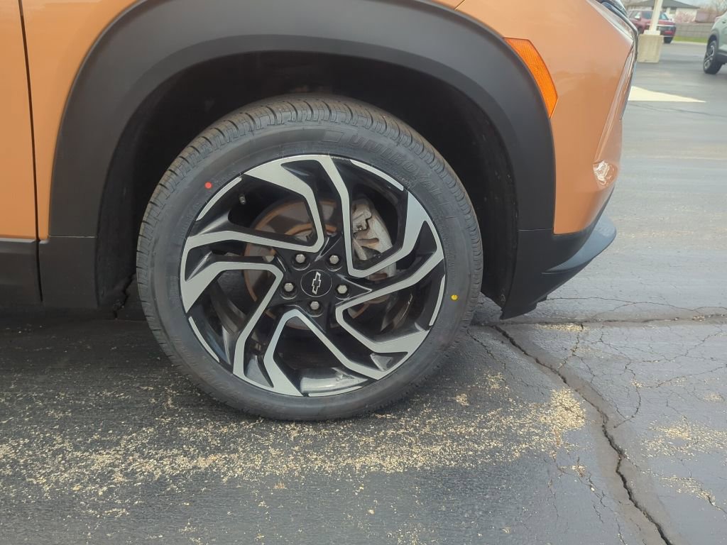 Certified 2024 Chevrolet TrailBlazer RS w/ Driver Confidence Package image 12