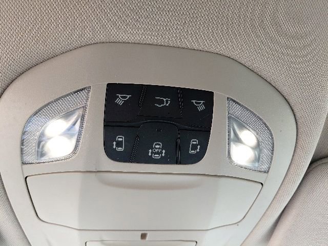 Used 2022 Chrysler Pacifica Touring-L image 22