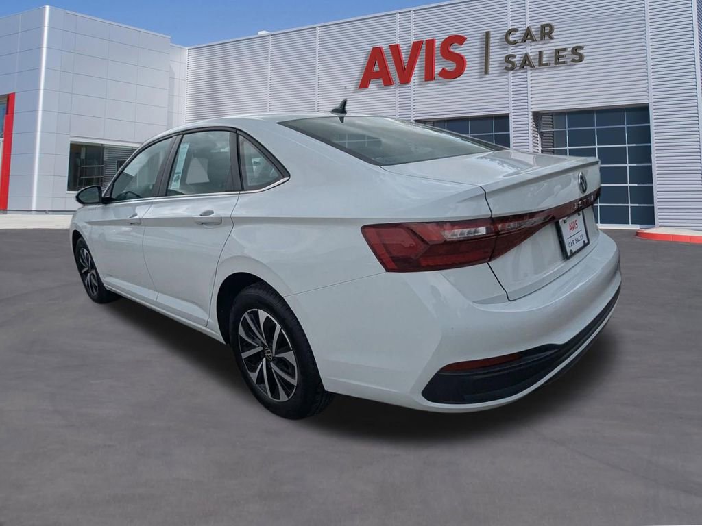 Used 2025 Volkswagen Jetta S image 7