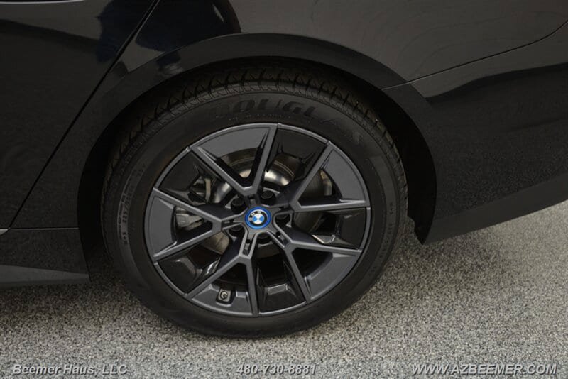 Used 2023 BMW i4 eDrive35 w/ Premium Package RWD image 51