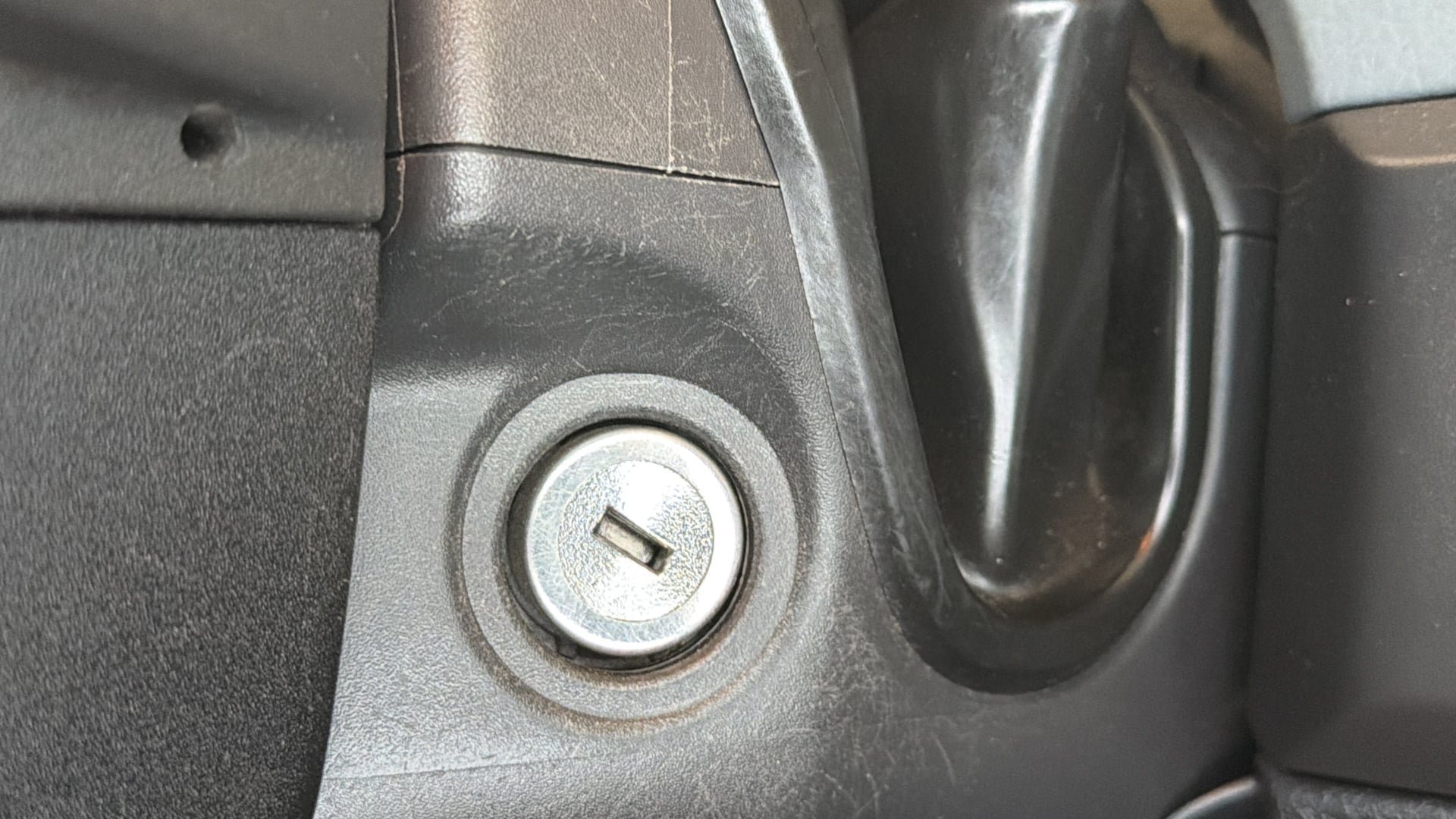 Used 2013 Ford F150 XLT w/ Mid Equipment Group RWD image 24