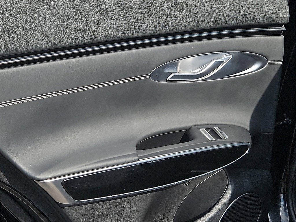 Used 2025 Genesis GV70 2.5T image 16