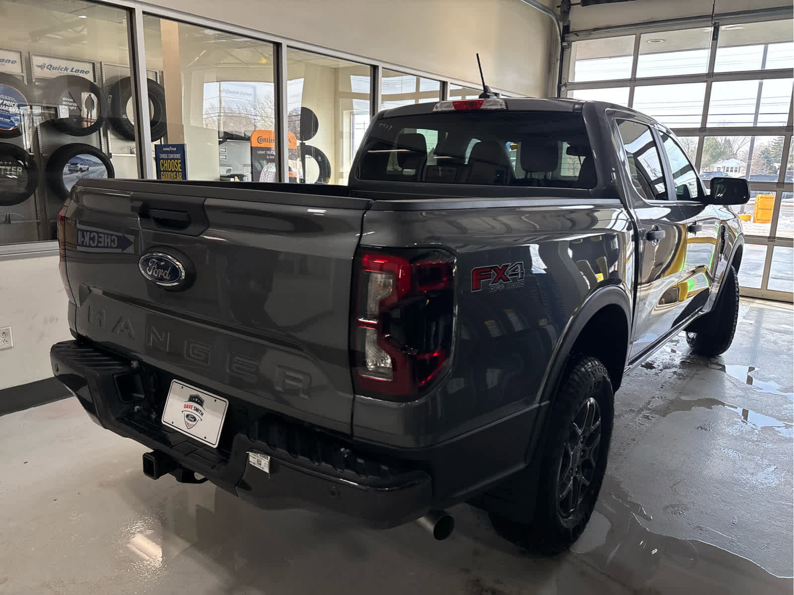 New 2025 Ford Ranger XLT w/ FX4 Off-Road Package image 9