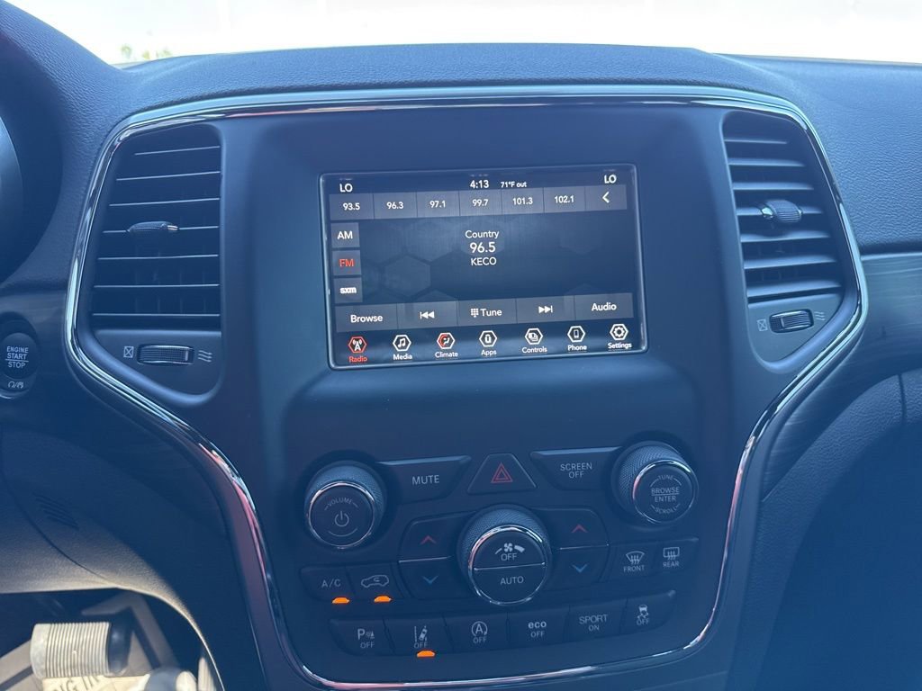 Used 2021 Jeep Grand Cherokee Laredo AWD/4WD image 20