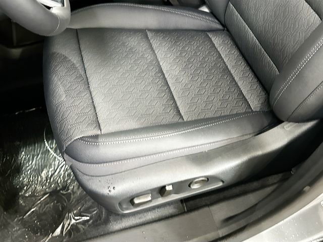 New 2026 Chevrolet Equinox LT w/ Convenience Package II image 21