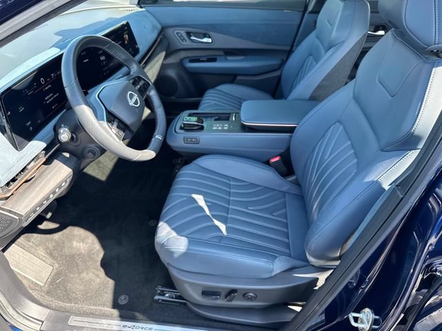 Used 2024 Nissan Ariya AWD image 18
