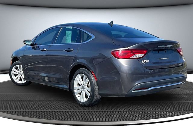 Used 2016 Chrysler 200 Limited w/ Anniversary Edition FWD image 4