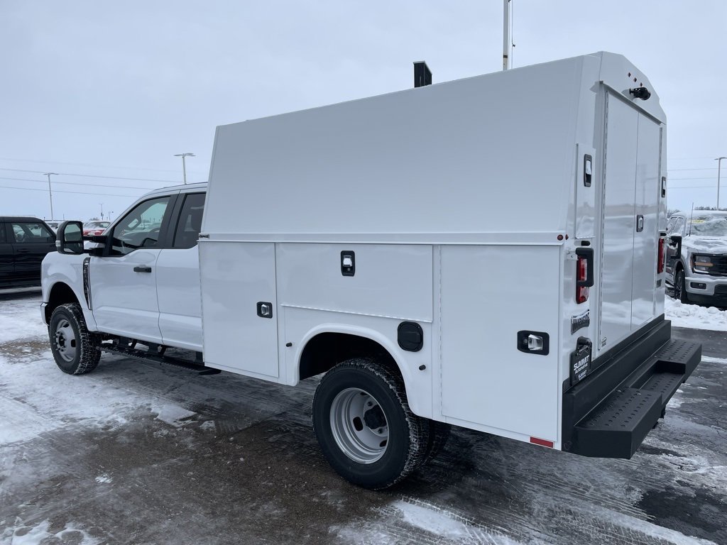 New 2026 Ford F350 XL w/ XL Chrome Package image 5