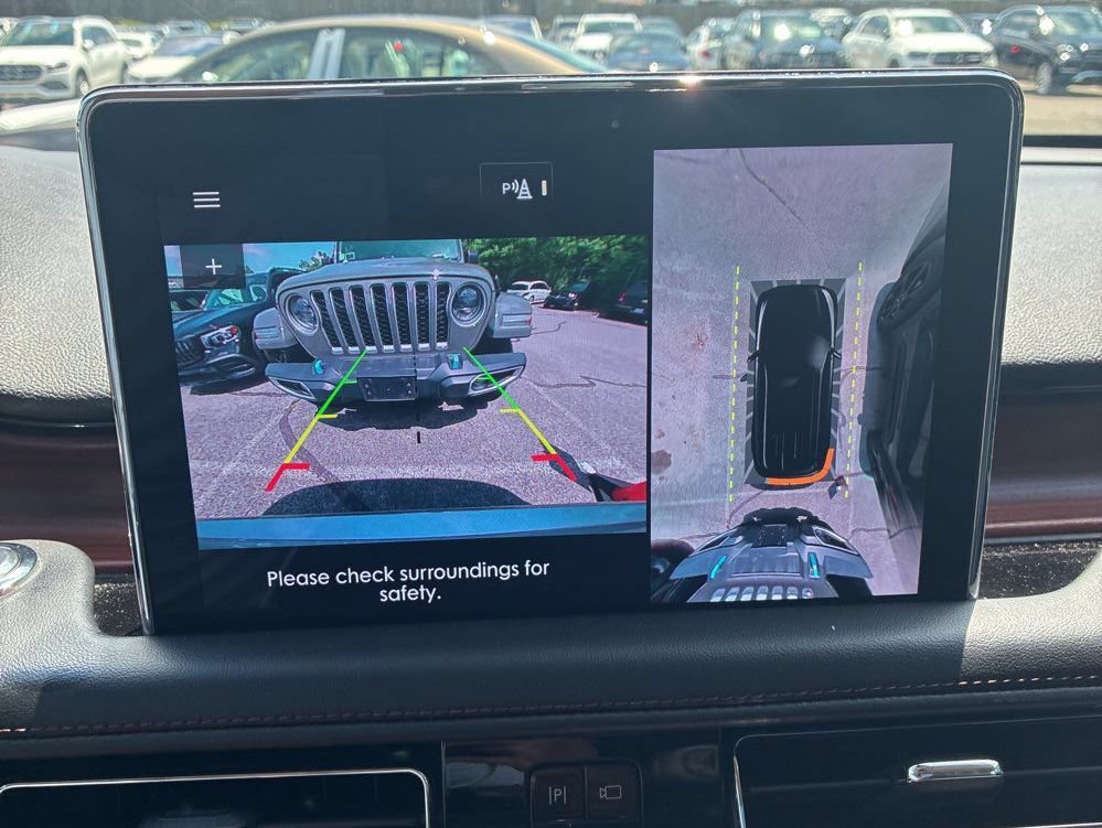 Used 2023 Lincoln Aviator Grand Touring w/ Equipment Group 301A AWD/4WD image 9