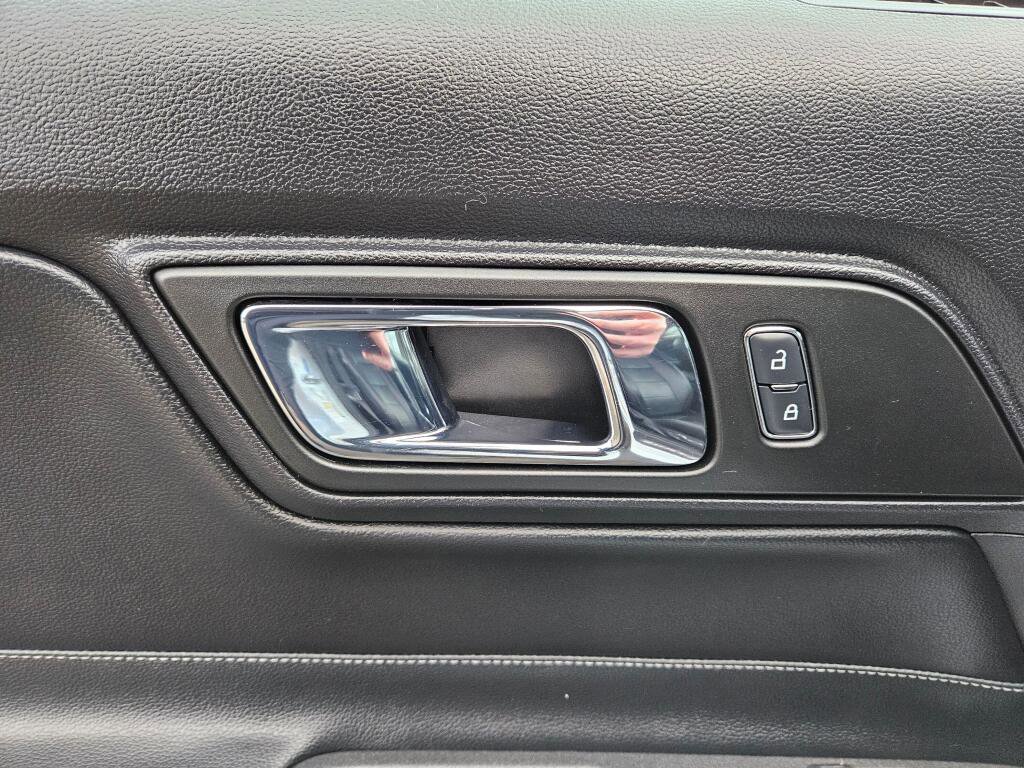 Used 2017 Ford Mustang Premium w/ Ecoboost Performance Package image 14