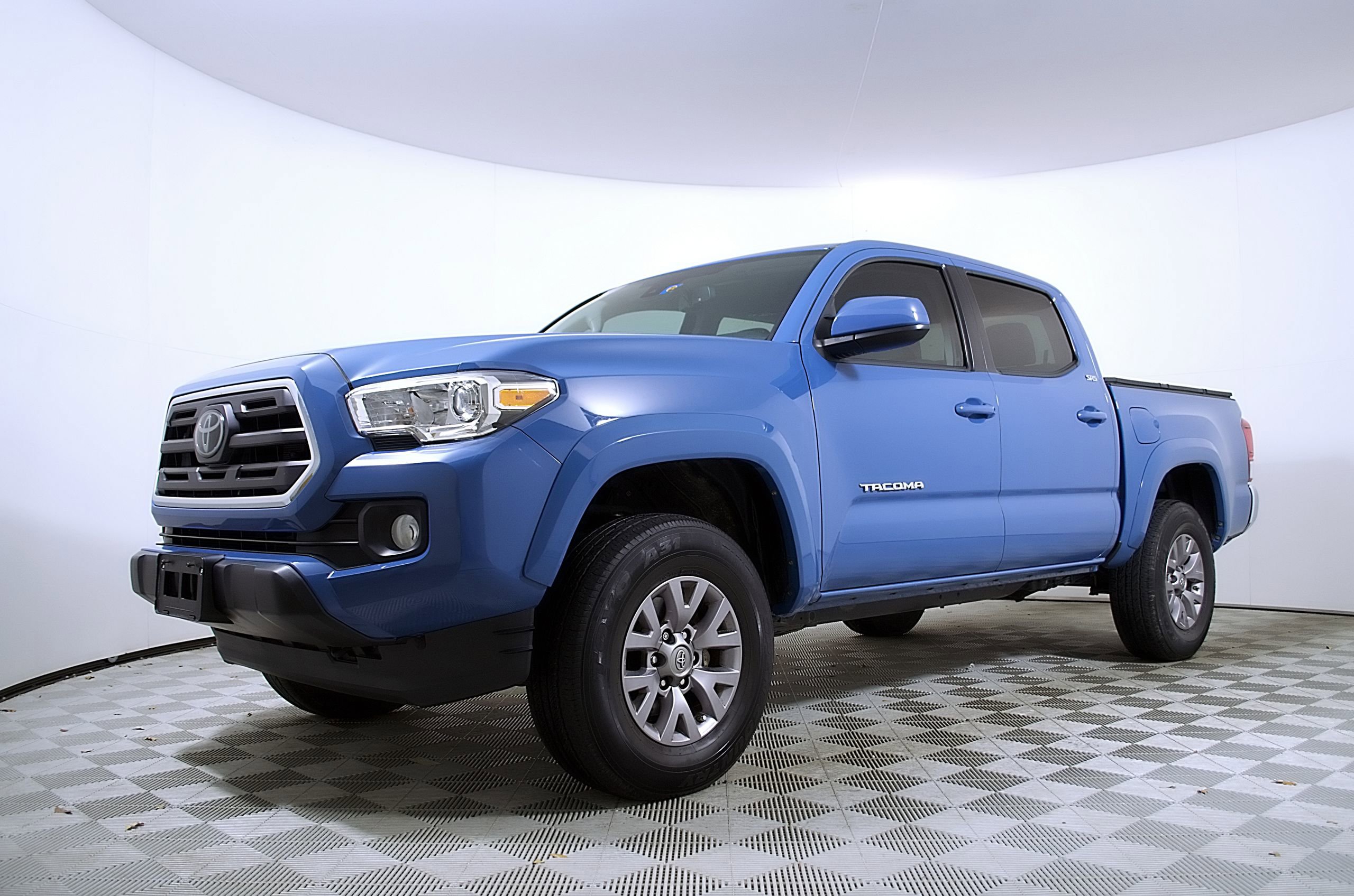 Used 2019 Toyota Tacoma SR5 RWD video 2