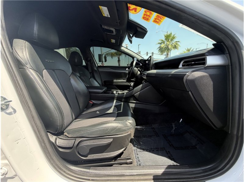 Used 2022 Kia K5 GT-Line FWD image 27