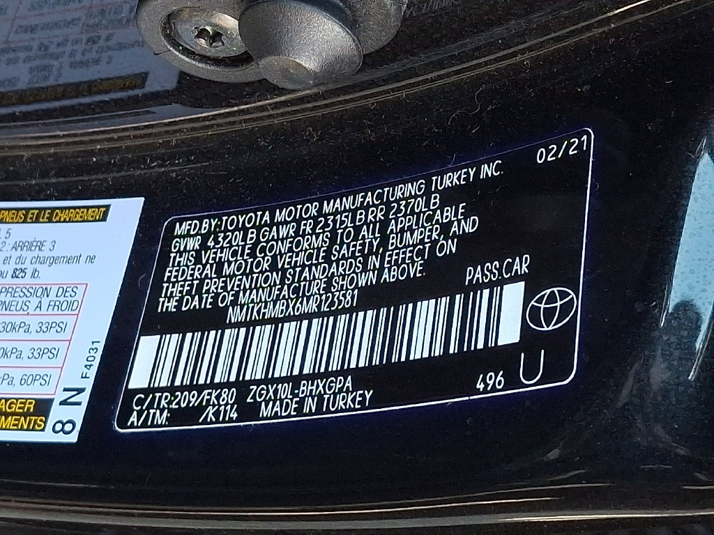 Used 2021 Toyota C-HR XLE FWD image 26
