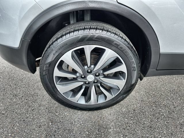 Used 2021 Buick Encore Preferred w/ Safety Package AWD/4WD image 19