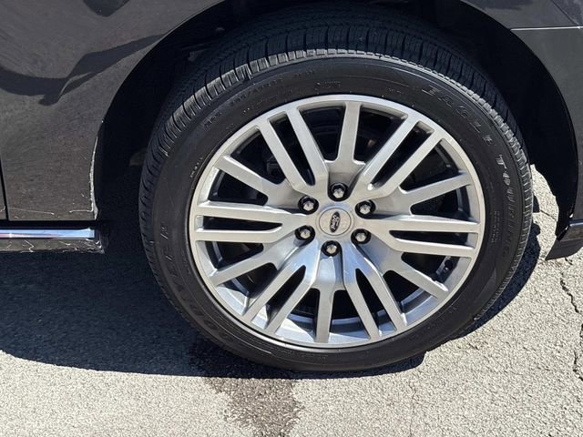Certified 2023 Ford Expedition Max Platinum AWD/4WD image 9