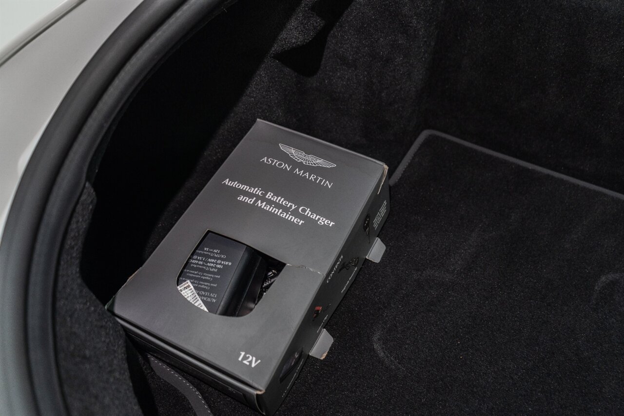 Used 2023 Aston Martin V8 Vantage Coupe RWD image 31