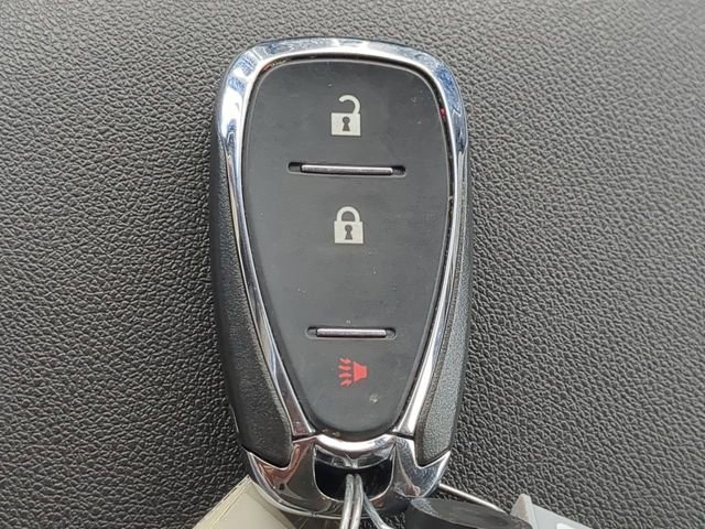 Used 2020 Chevrolet Equinox LS w/ LS Convenience Package image 27