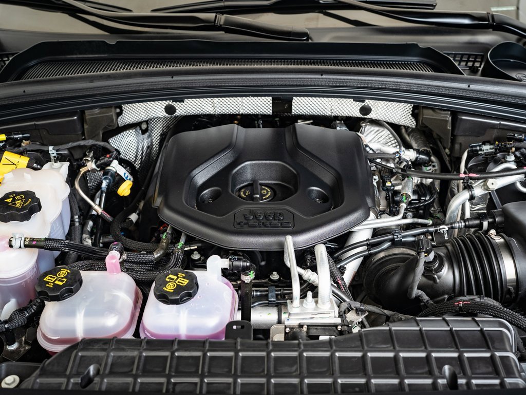 Used 2022 Jeep Grand Cherokee Overland image 39