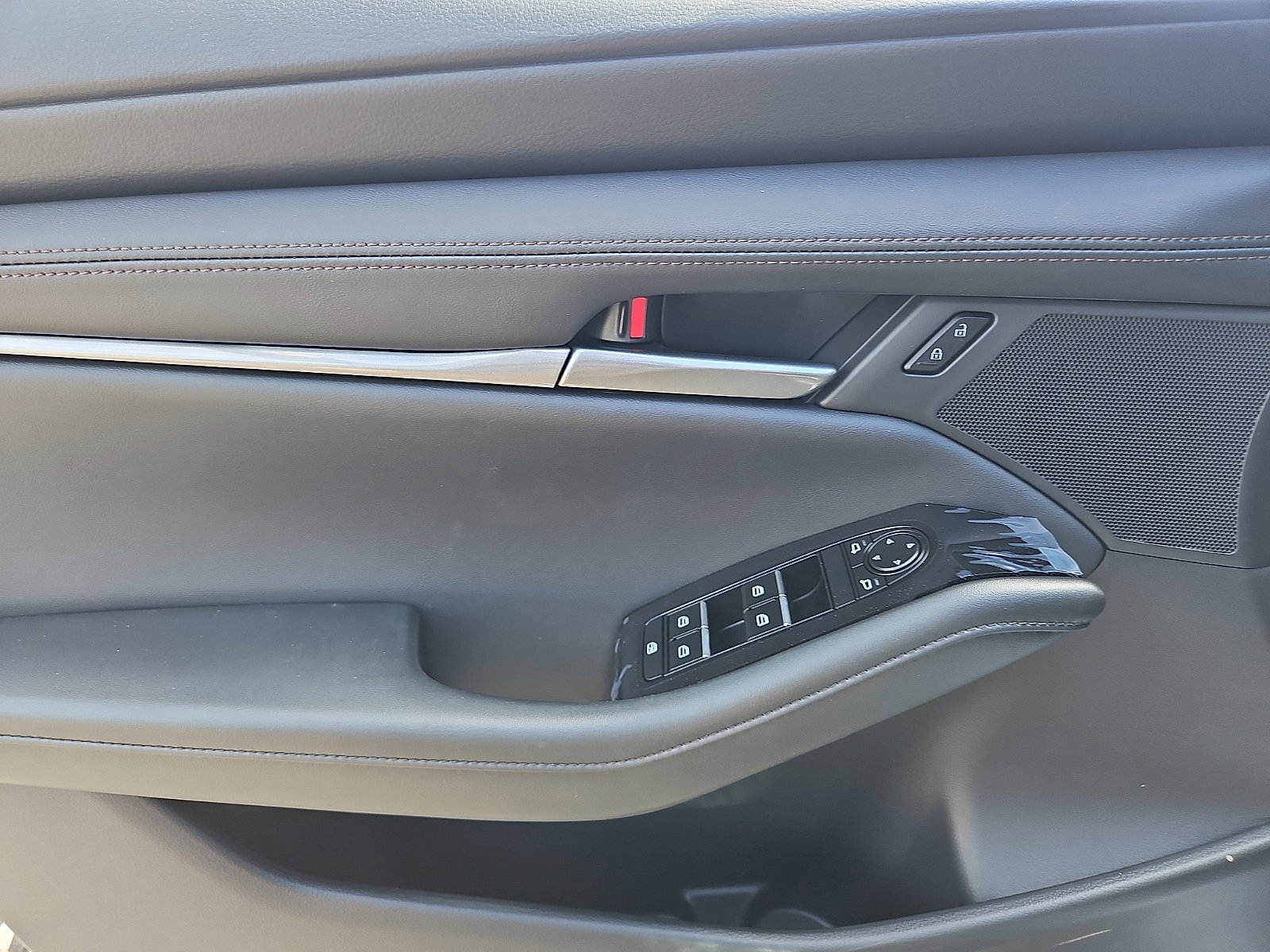 New 2026 MAZDA MAZDA3 2.5 S Sedan w/ Preferred Pkg image 10