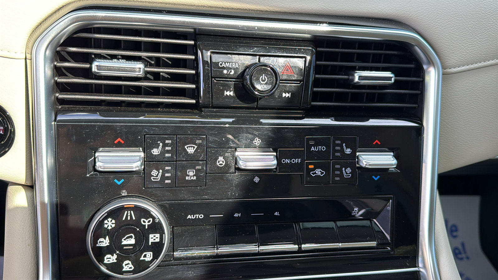 Certified 2026 Nissan Armada Platinum AWD/4WD image 15
