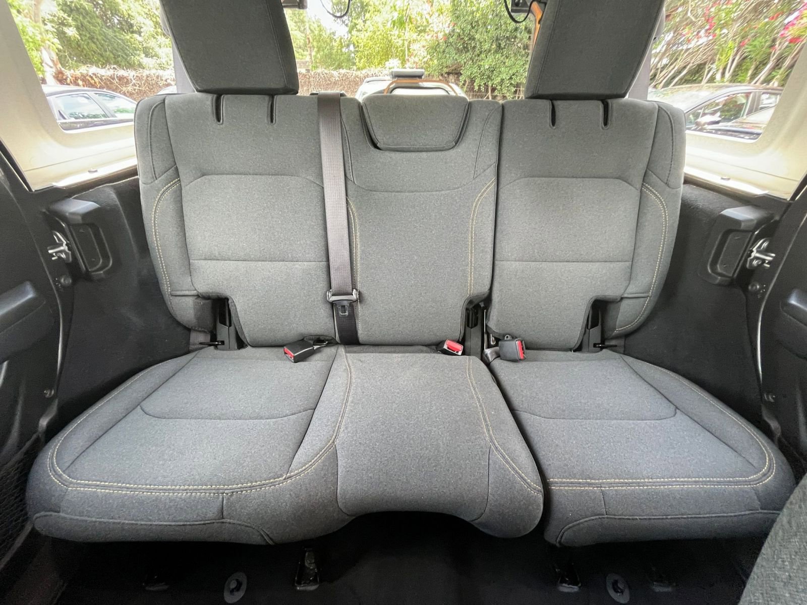 Used 2025 Jeep Wrangler Unlimited Sport AWD/4WD image 37