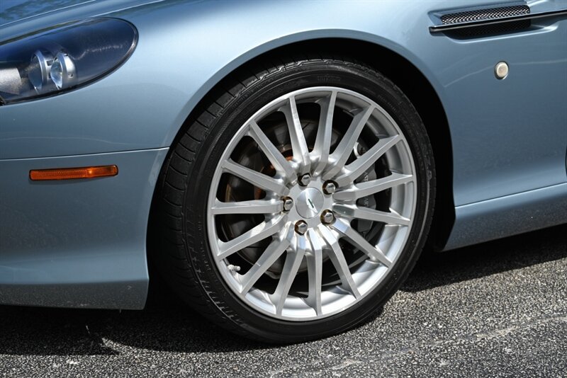 Used 2007 Aston Martin DB9 Volante RWD image 15