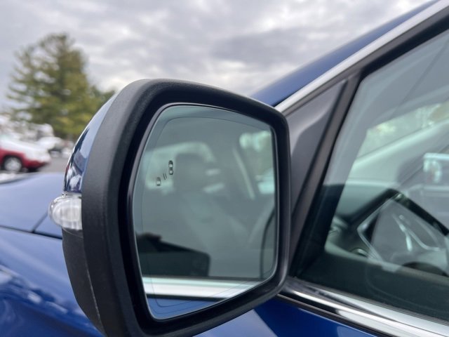 Used 2021 Ford Edge Titanium w/ Equipment Group 301A image 18