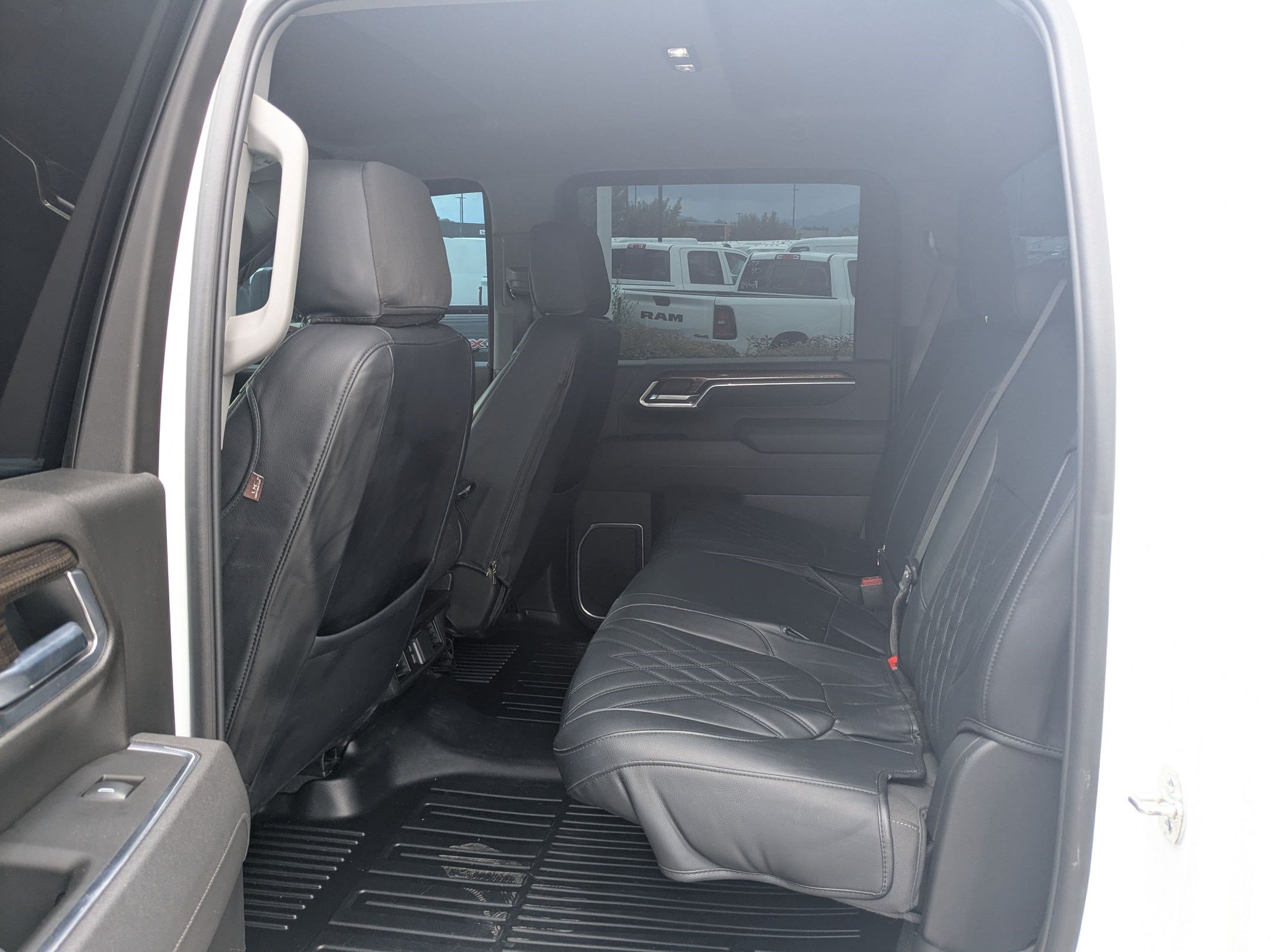 Used 2025 Chevrolet Silverado 3500 LT w/ Z71 Chrome Sport Edition AWD/4WD image 30