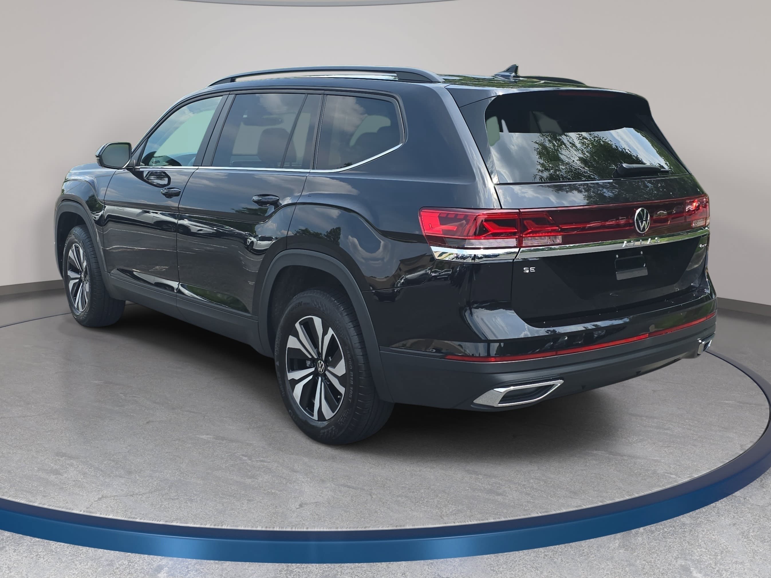 Used 2026 Volkswagen Atlas SE AWD/4WD image 7