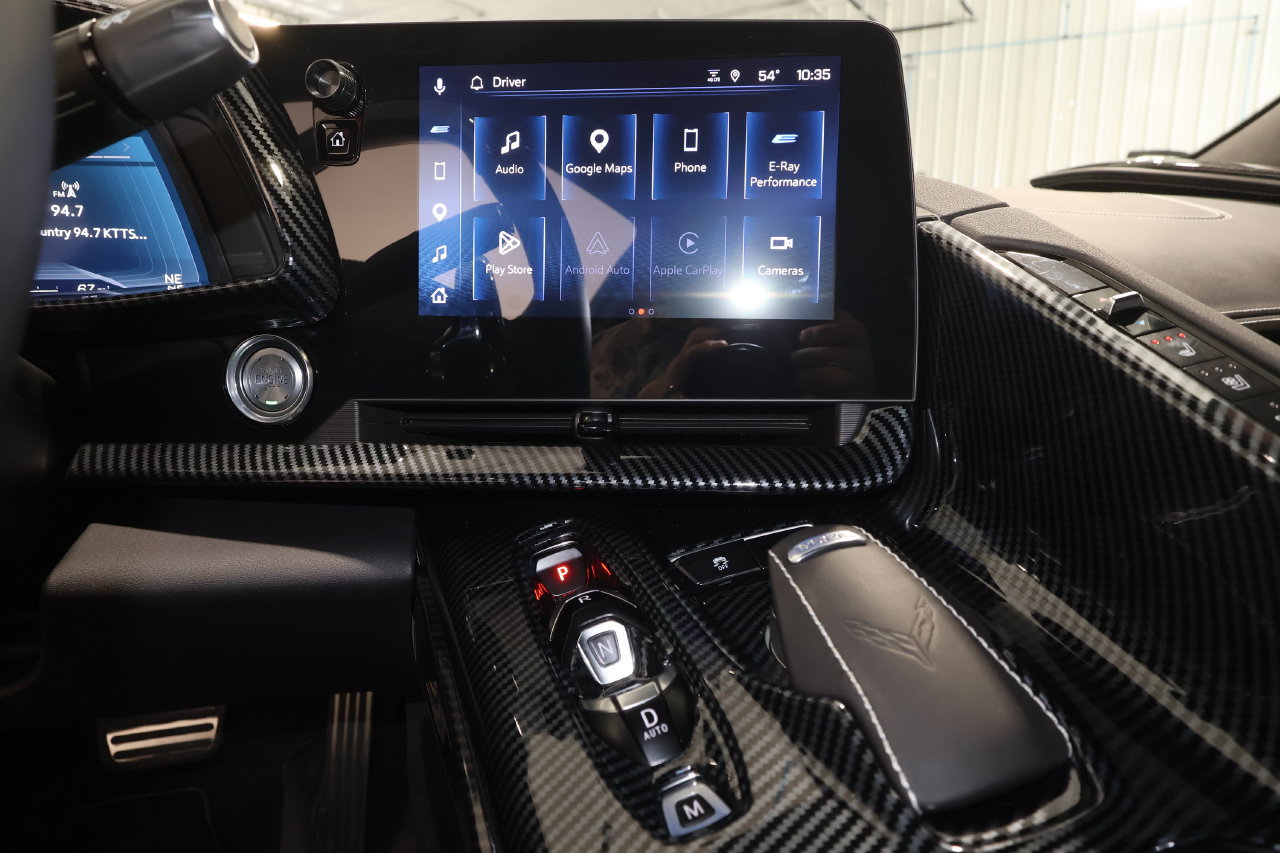 Used 2025 Chevrolet Corvette E-Ray w/ ZER Performance Package AWD/4WD image 17