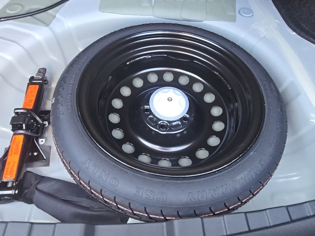 New 2025 Nissan Sentra SV image 30