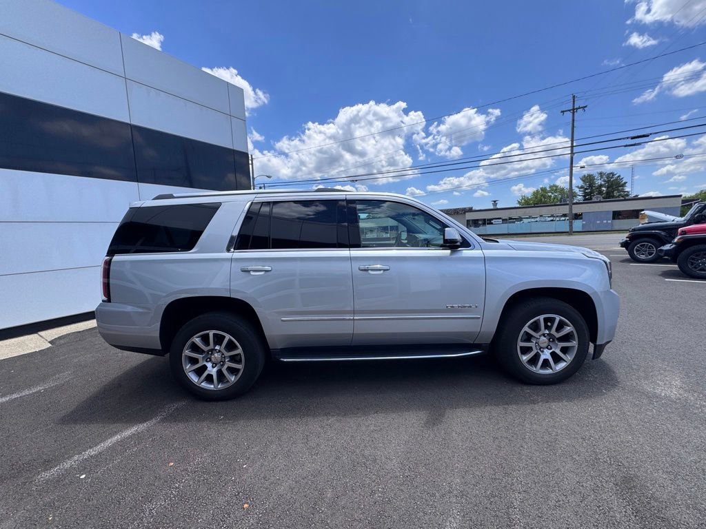 Used 2017 GMC Yukon Denali AWD/4WD image 6